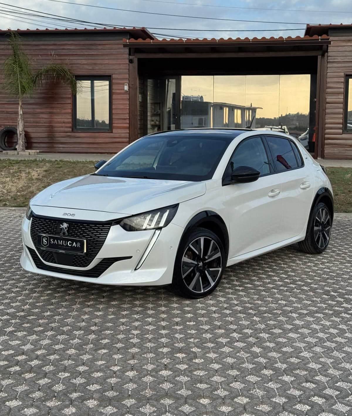 Peugeot 208 GT Line